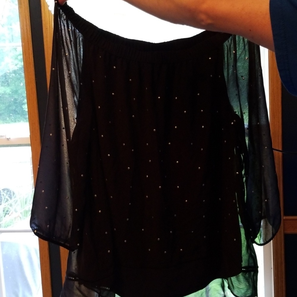 NWT off-the-shoulder blouse